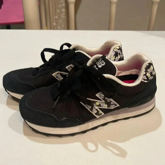 New Balance 515 black and gray pebbled design size 5 - Picture 1 of 6